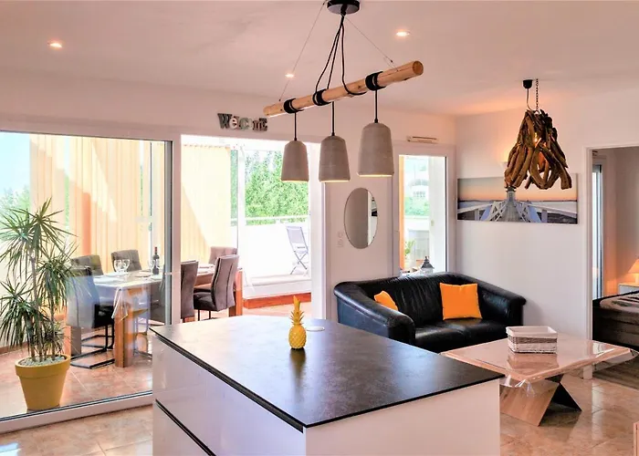 L'atrium De La Sole La Rochelle (Charente-Maritime)